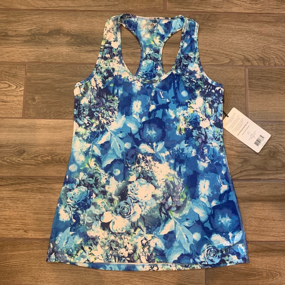 90 Degrees NWT Tank Top XL